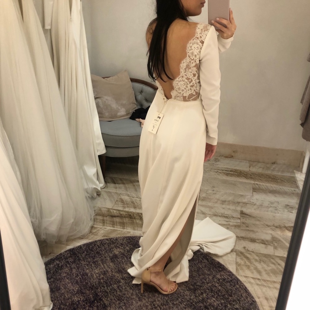 wedding dress